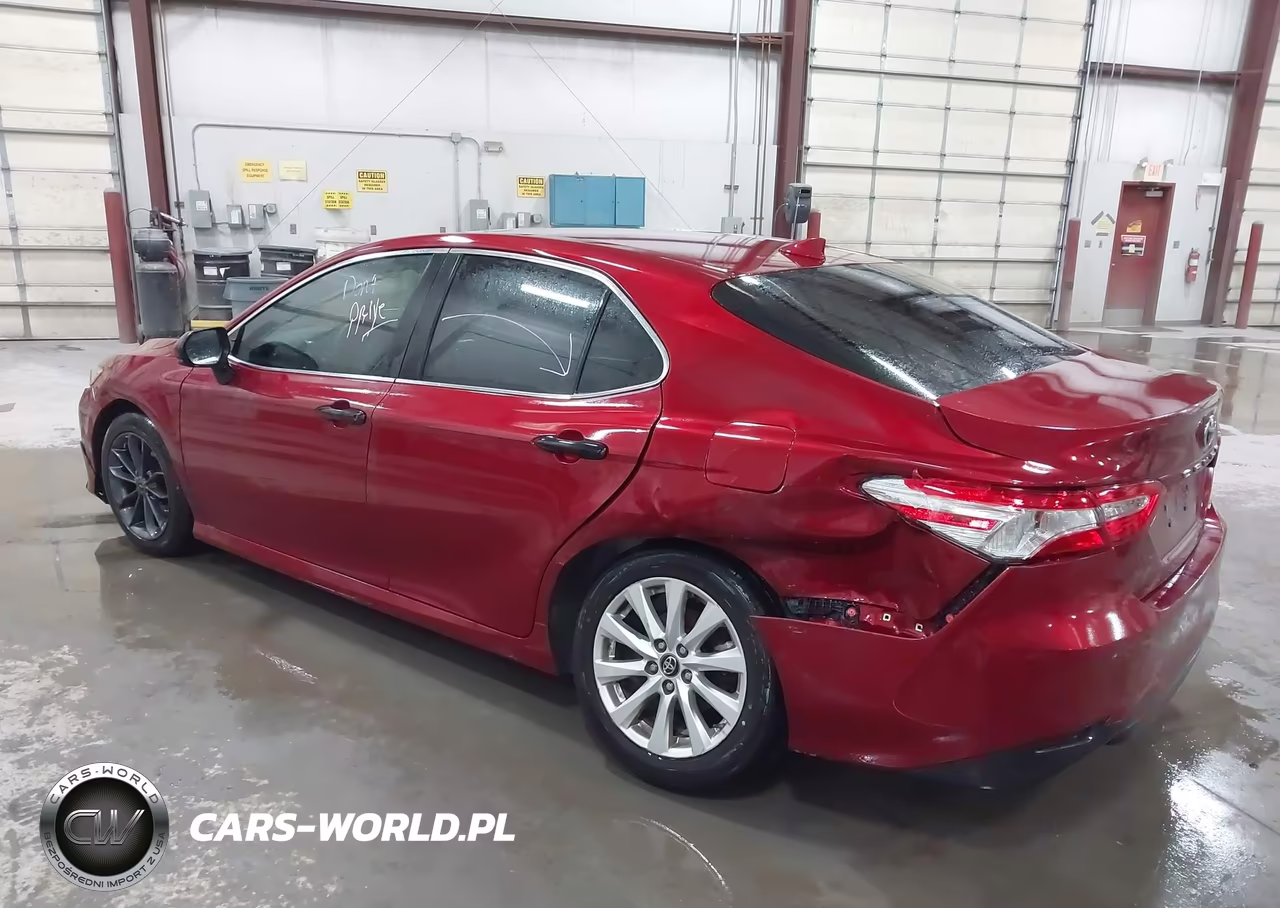 2019 Toyota Camry Le VIN:4T1B11HK5KU692328 - 3