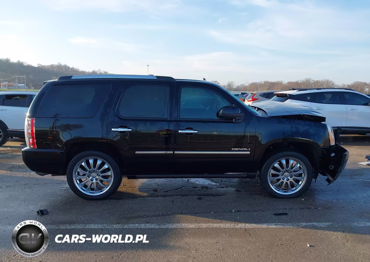 2014 GMC Yukon Denali VIN:1GKS2EEF2ER129863 - 13