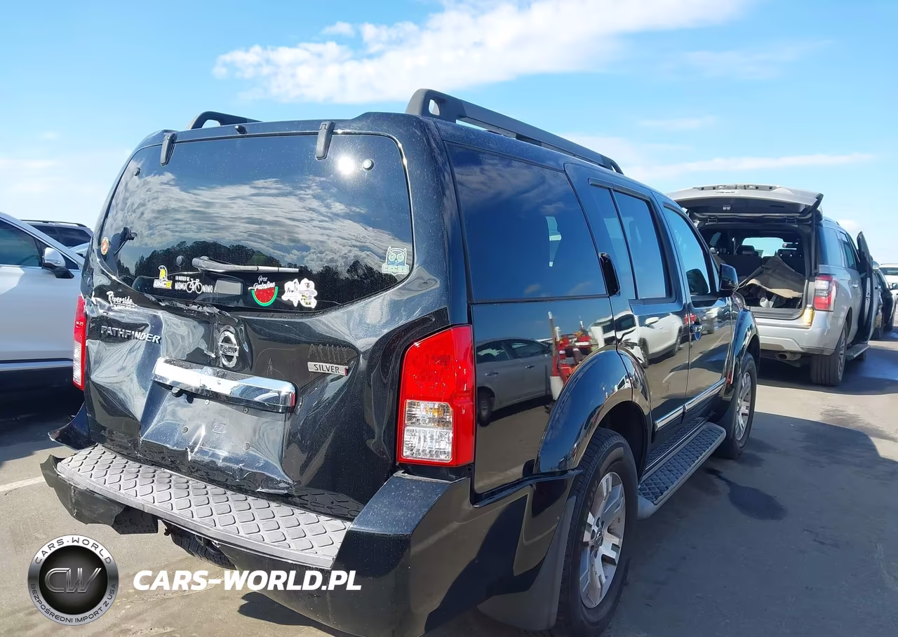2012 Nissan Pathfinder Silver VIN:5N1AR1NB6CC621428 - 4