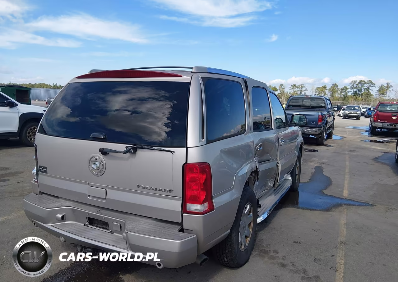 2005 Cadillac Escalade Standard VIN:1GYEK63N85R145438 - 4