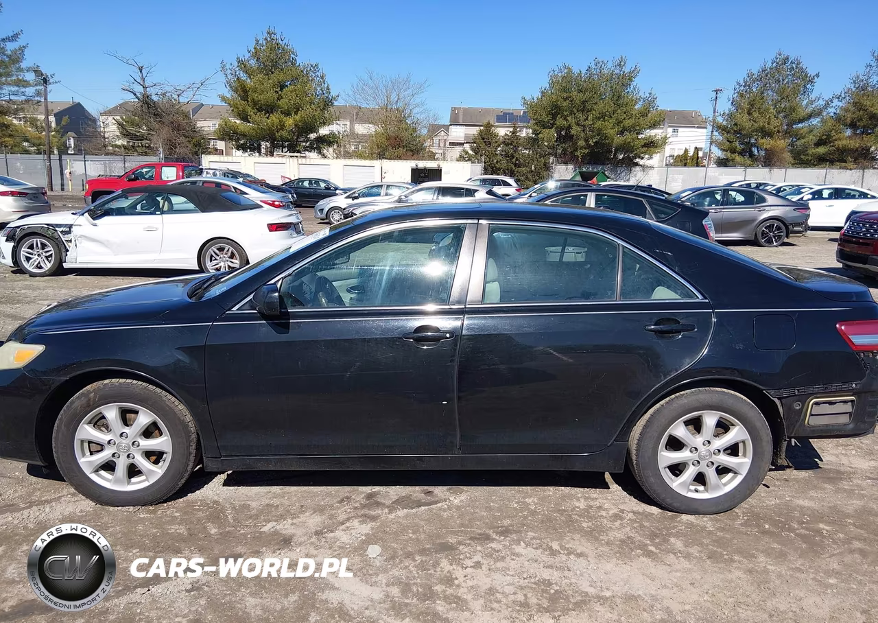 2011 Toyota Camry Le VIN:4T1BF3EK8BU201865 - 13