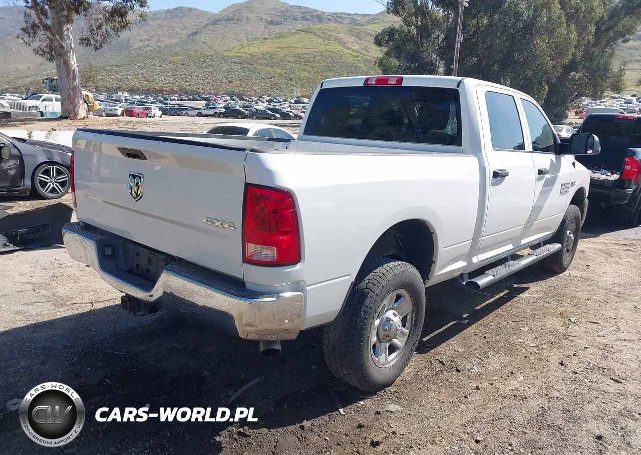 2014 Ram 2500 Tradesman VIN:3C6TR5CT4EG304920 - 4