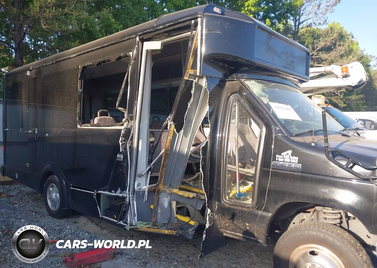 2012 Ford E-450 Cutaway VIN:1FDFE4FS3CDB21898 - 10