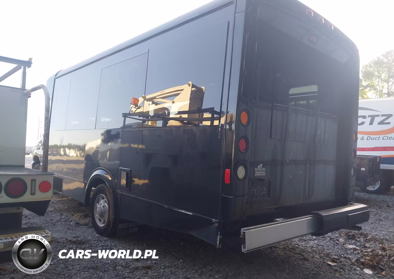 2012 Ford E-450 Cutaway VIN:1FDFE4FS3CDB21898 - 3