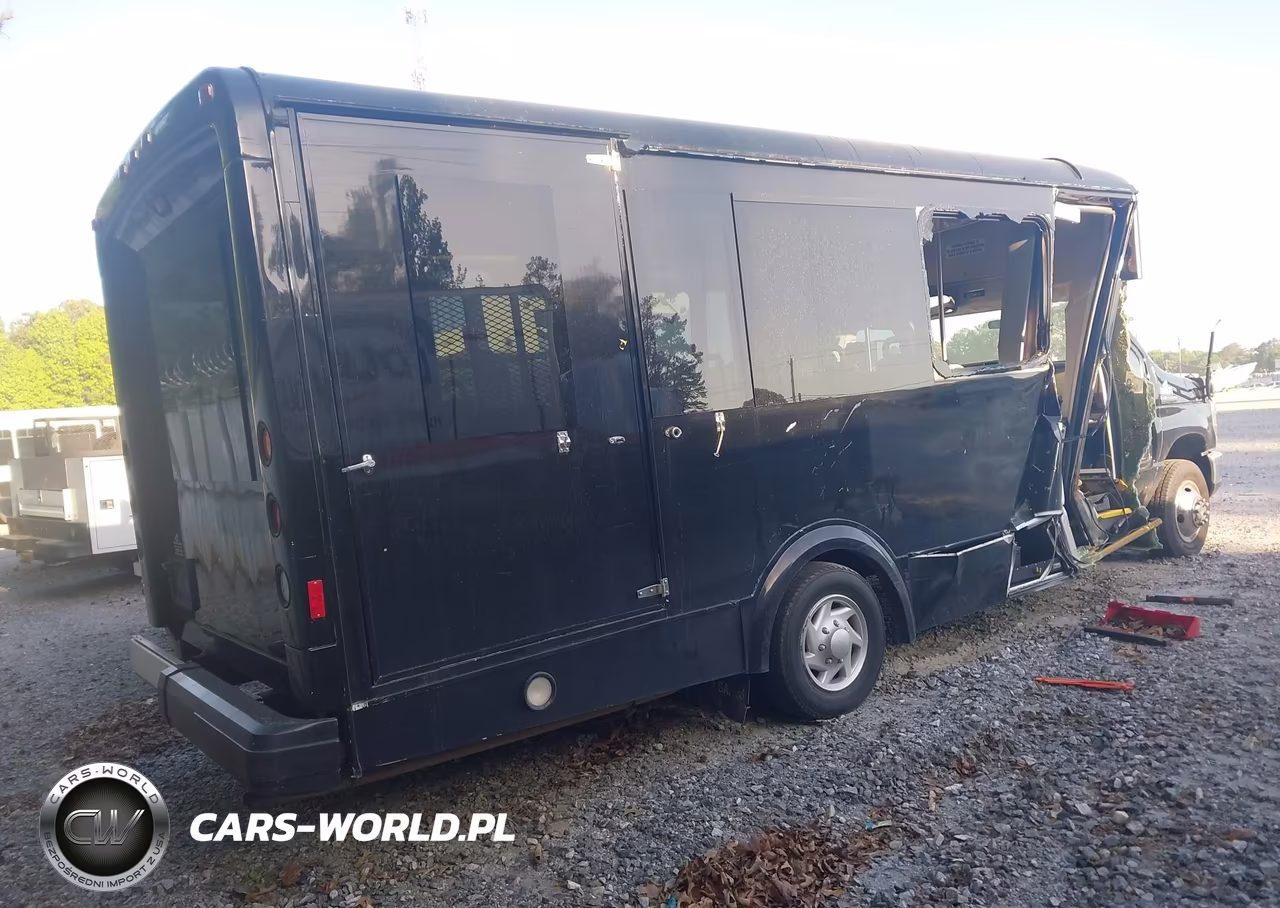 2012 Ford E-450 Cutaway VIN:1FDFE4FS3CDB21898 - 4