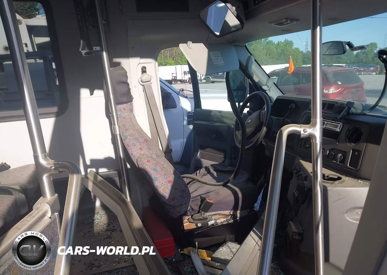 2012 Ford E-450 Cutaway VIN:1FDFE4FS3CDB21898 - 7