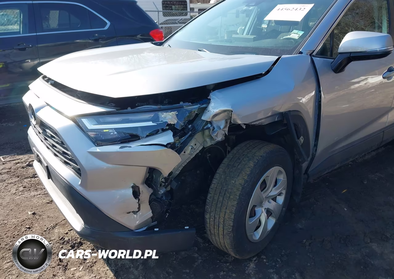 2024 Toyota Rav4 Xle VIN:2T3P1RFV2RC478661 - 6
