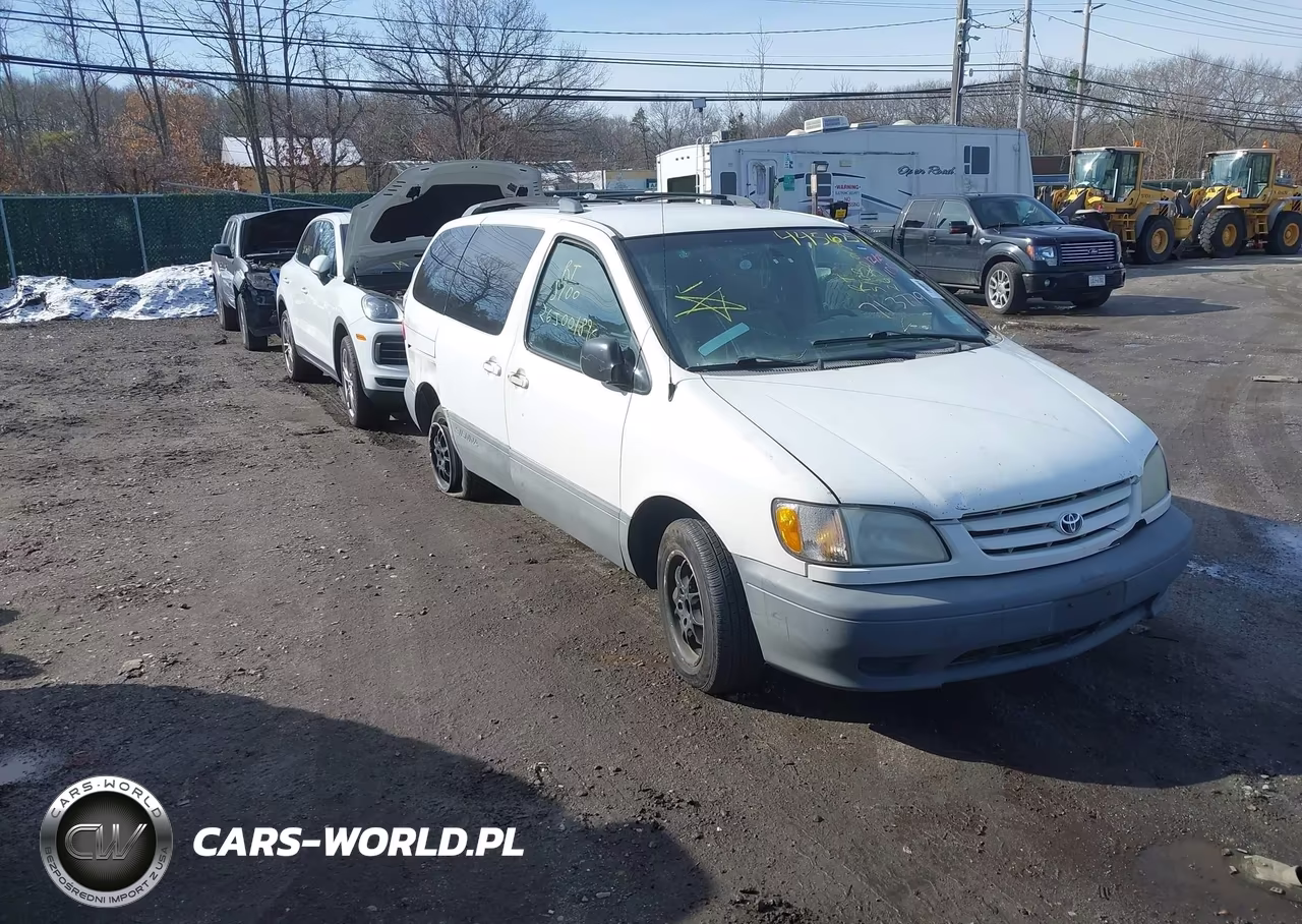 2001 Toyota Sienna Ce