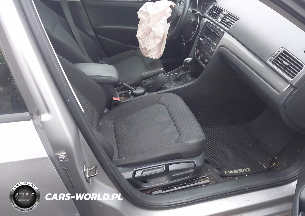 2014 Volkswagen Passat 1.8T S VIN:1VWAT7A39EC111713 - 5
