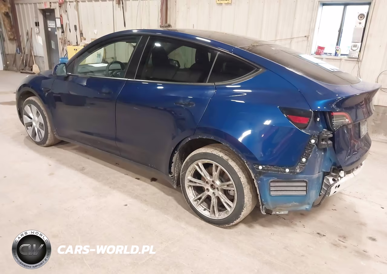 2023 Tesla Model Y Awd-Long Range Dual Motor All-Wheel Drive VIN:7SAYGDEE8PA040705 - 3