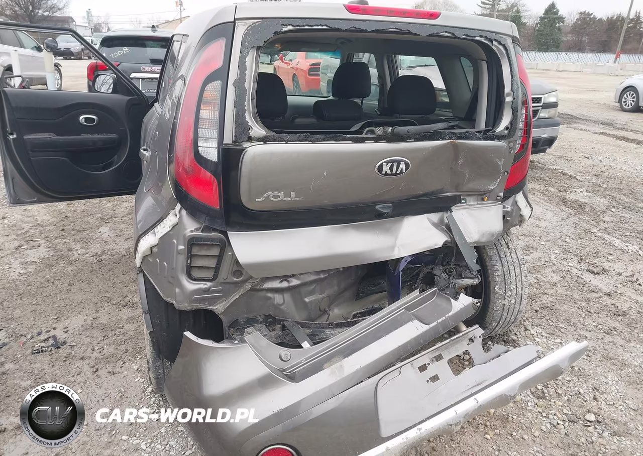 2018 Kia Soul + VIN:KNDJP3A55J7607693 - 6