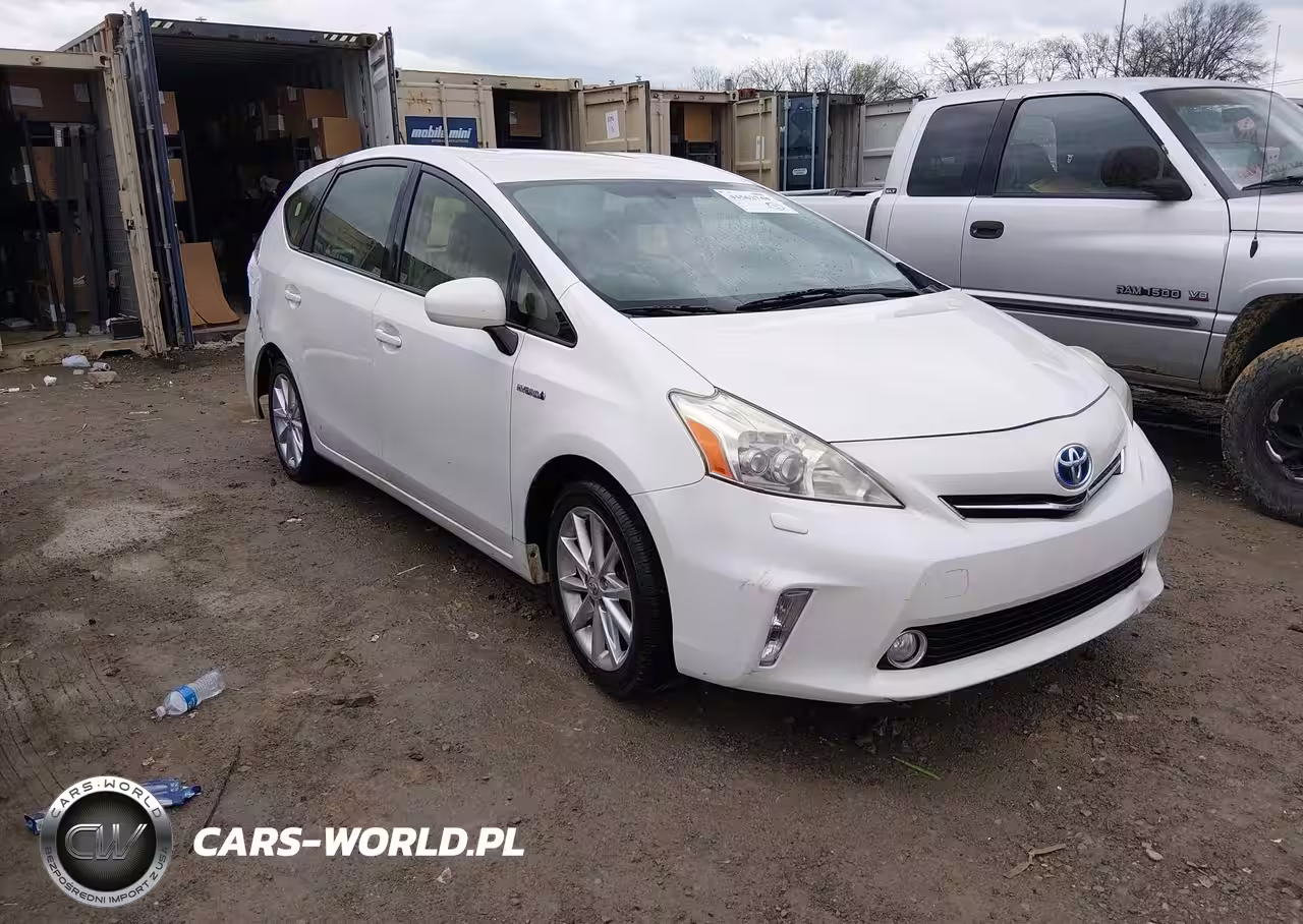 2013 Toyota Prius V Five