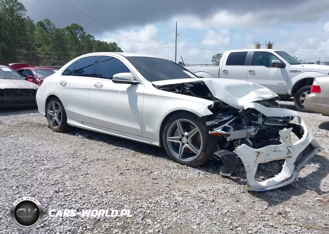 2016 Mercedes-Benz C 300 Sport