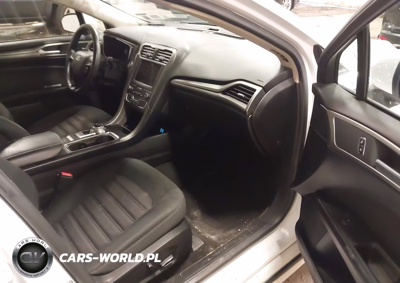 2019 Ford Fusion Se VIN:3FA6P0HD5KR217842 - 5