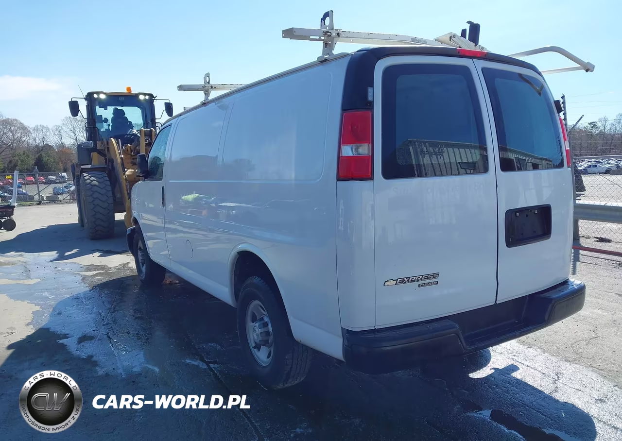 2016 Chevrolet Express 2500 Work Van VIN:1GCWGAFF3G1339749 - 3