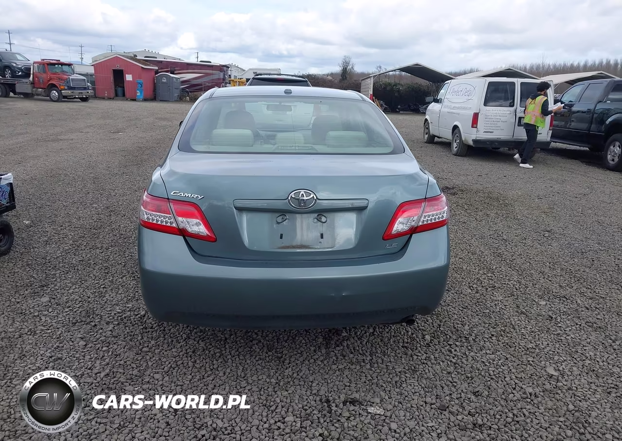 2011 Toyota Camry Le VIN:4T1BF3EK0BU723390 - 16