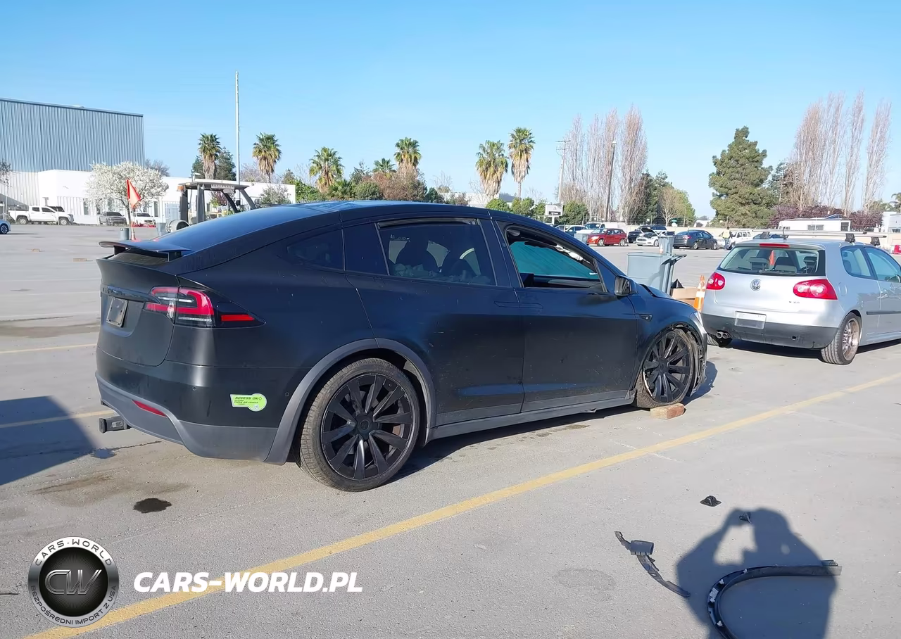 2022 Tesla Model X Dual Motor All-Wheel Drive VIN:7SAXCAE55NF350168 - 4