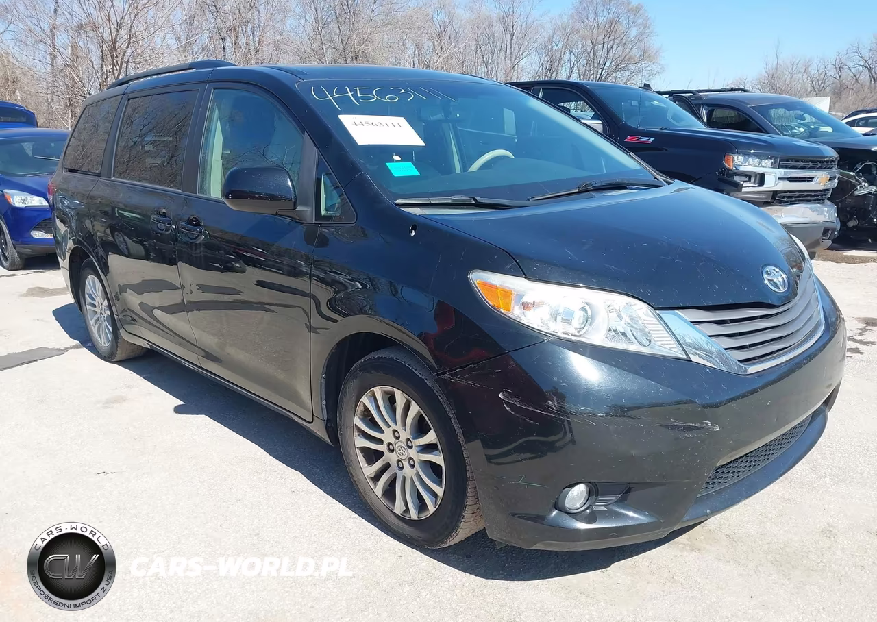2011 Toyota Sienna Xle V6 – zdjęcie 1 z 19