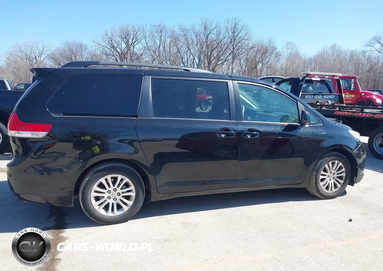 2011 Toyota Sienna Xle V6 VIN:5TDYK3DC1BS100188 - 13