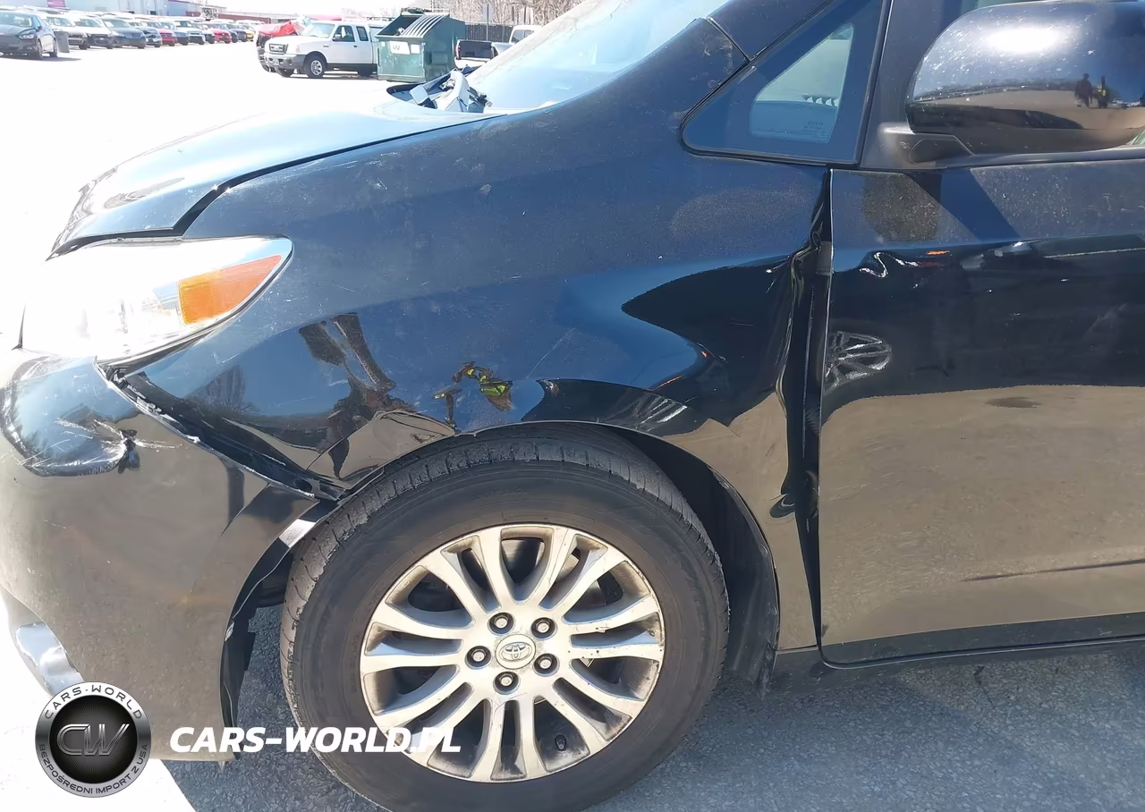 2011 Toyota Sienna Xle V6 VIN:5TDYK3DC1BS100188 - 17
