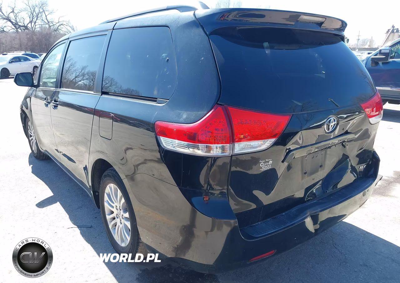 2011 Toyota Sienna Xle V6 VIN:5TDYK3DC1BS100188 - 3