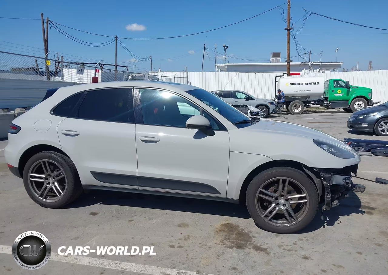 2019 Porsche Macan VIN:WP1AA2A53KLB01461 - 14