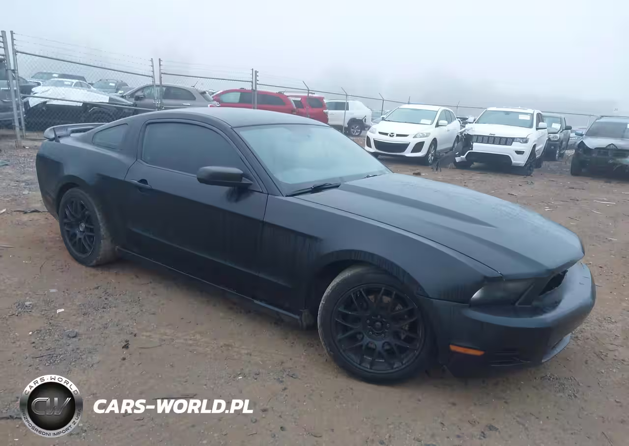 2012 Ford Mustang V6