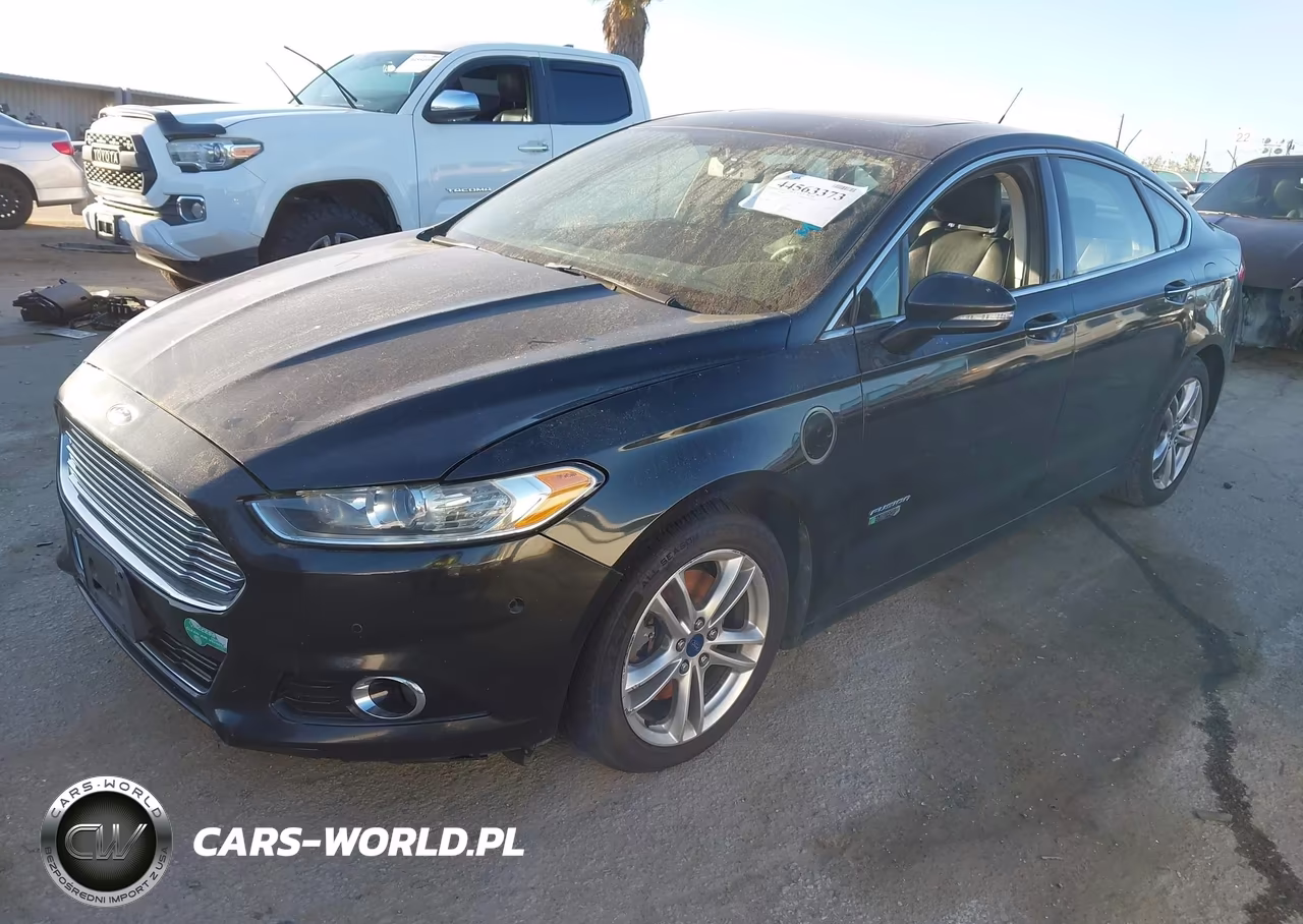 2015 Ford Fusion Energi Titanium VIN:3FA6P0SU9FR147244 - 2