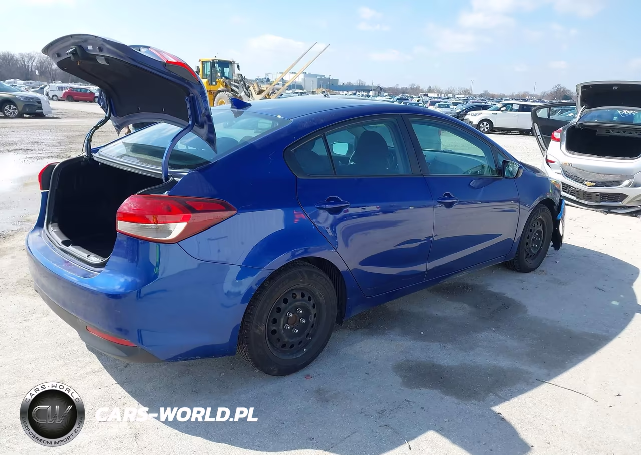 2017 Kia Forte Lx VIN:3KPFK4A78HE151405 - 4