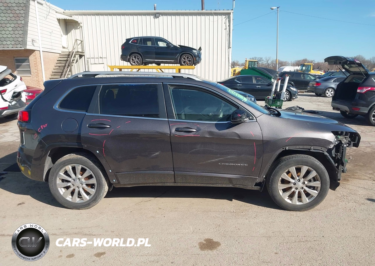2018 Jeep Cherokee Overland 4X4 VIN:1C4PJMJX2JD594194 - 14