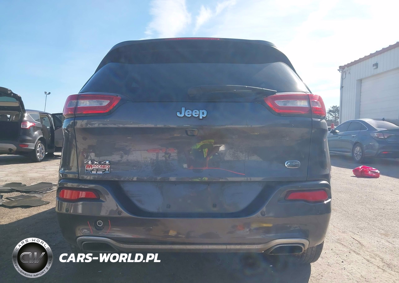 2018 Jeep Cherokee Overland 4X4 VIN:1C4PJMJX2JD594194 - 17