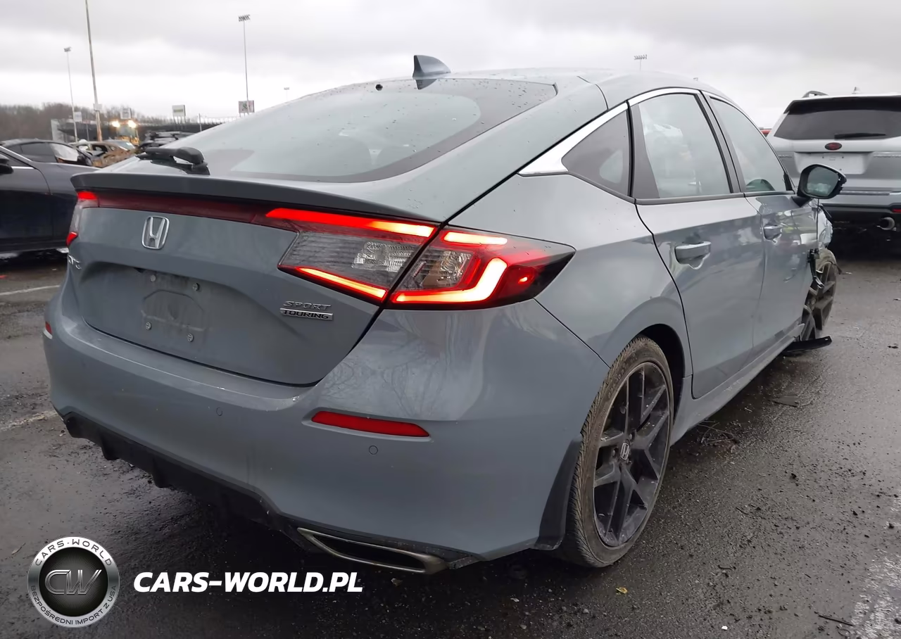 2024 Honda Civic Sport Touring VIN:19XFL1H8XRE031603 - 4