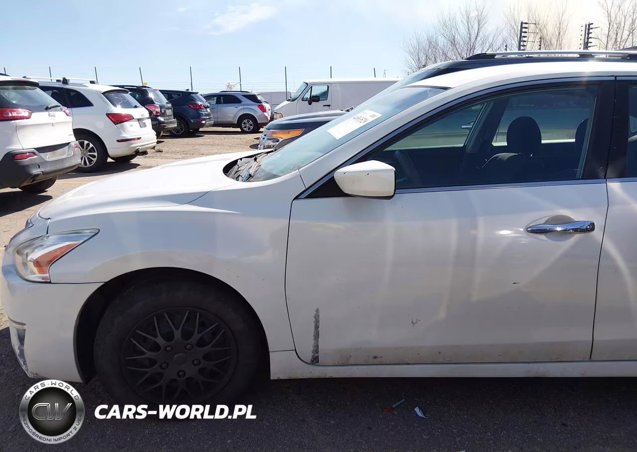 2013 Nissan Altima 2.5 S VIN:1N4AL3AP2DN555670 - 13