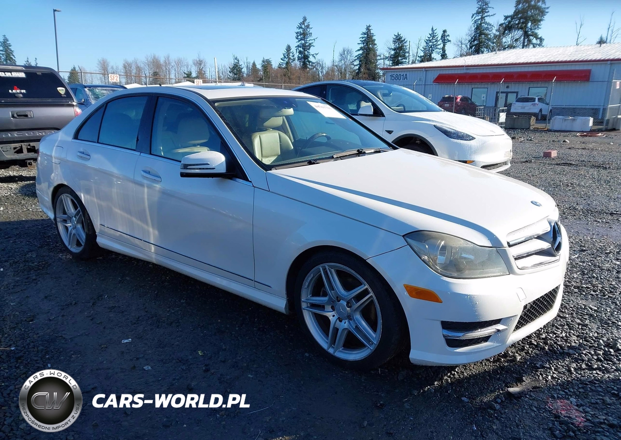 2013 Mercedes-Benz C 250 Sport