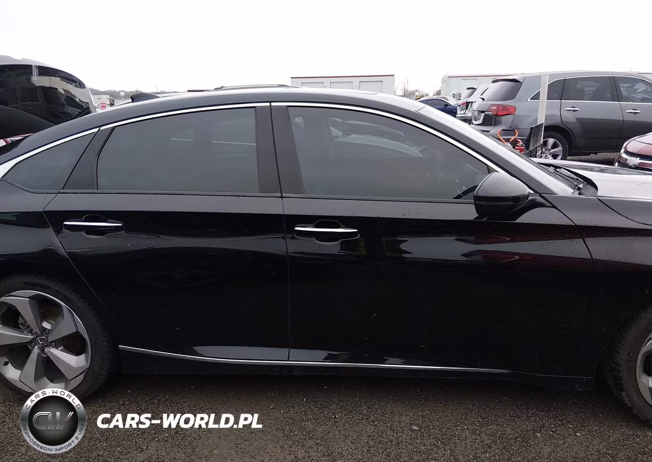 2018 Honda Accord Touring VIN:1HGCV1F92JA006809 - 14