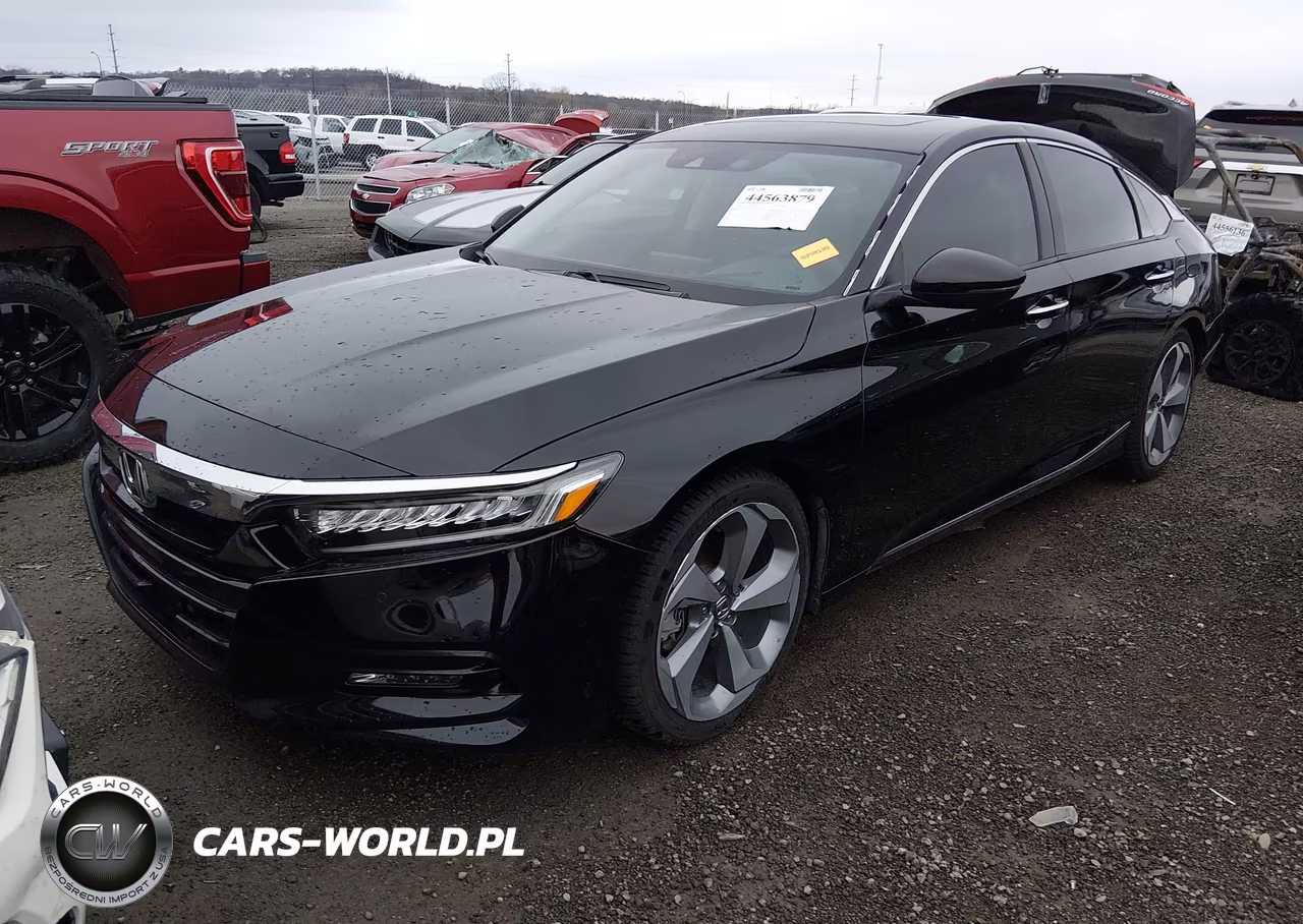 2018 Honda Accord Touring VIN:1HGCV1F92JA006809 - 2