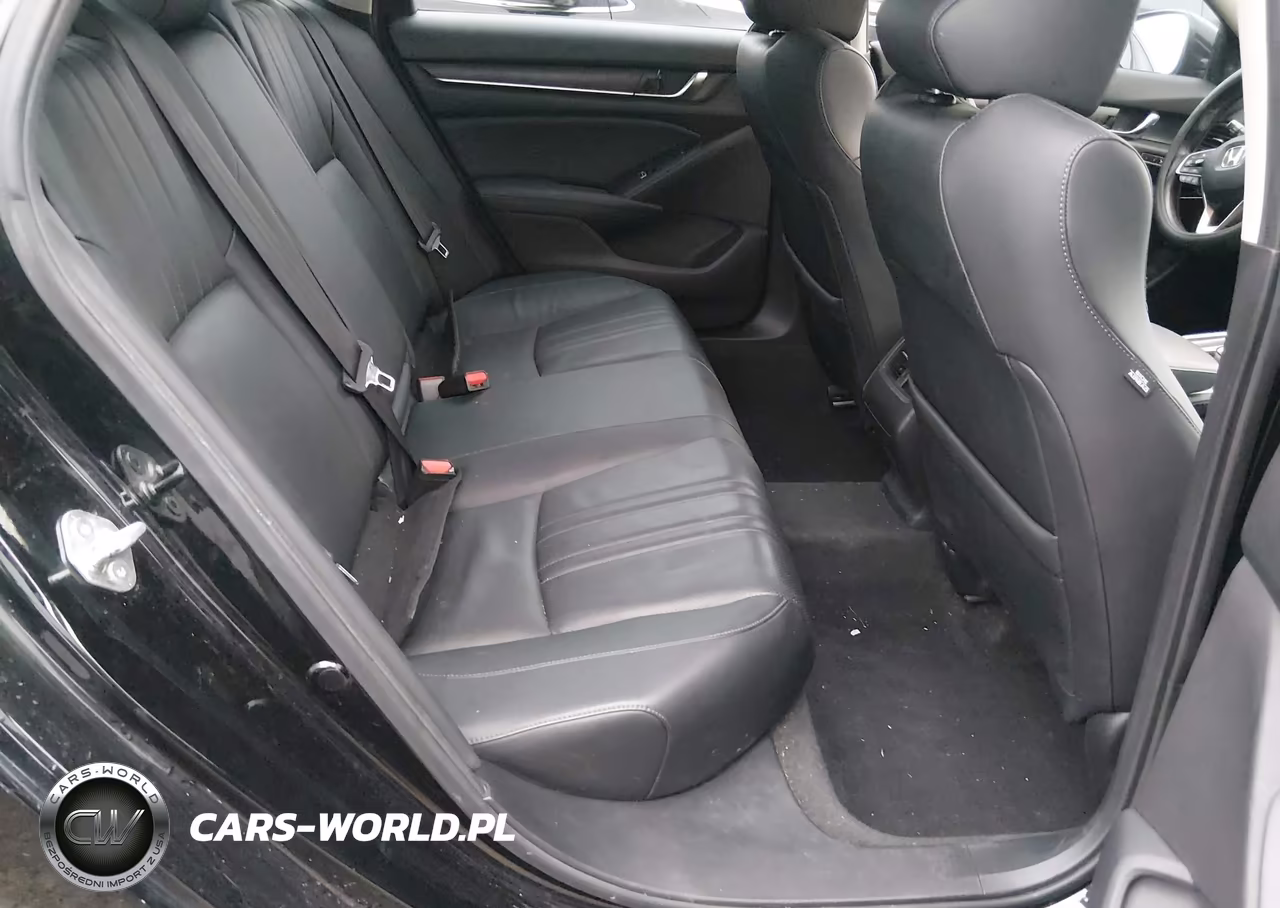 2018 Honda Accord Touring VIN:1HGCV1F92JA006809 - 8