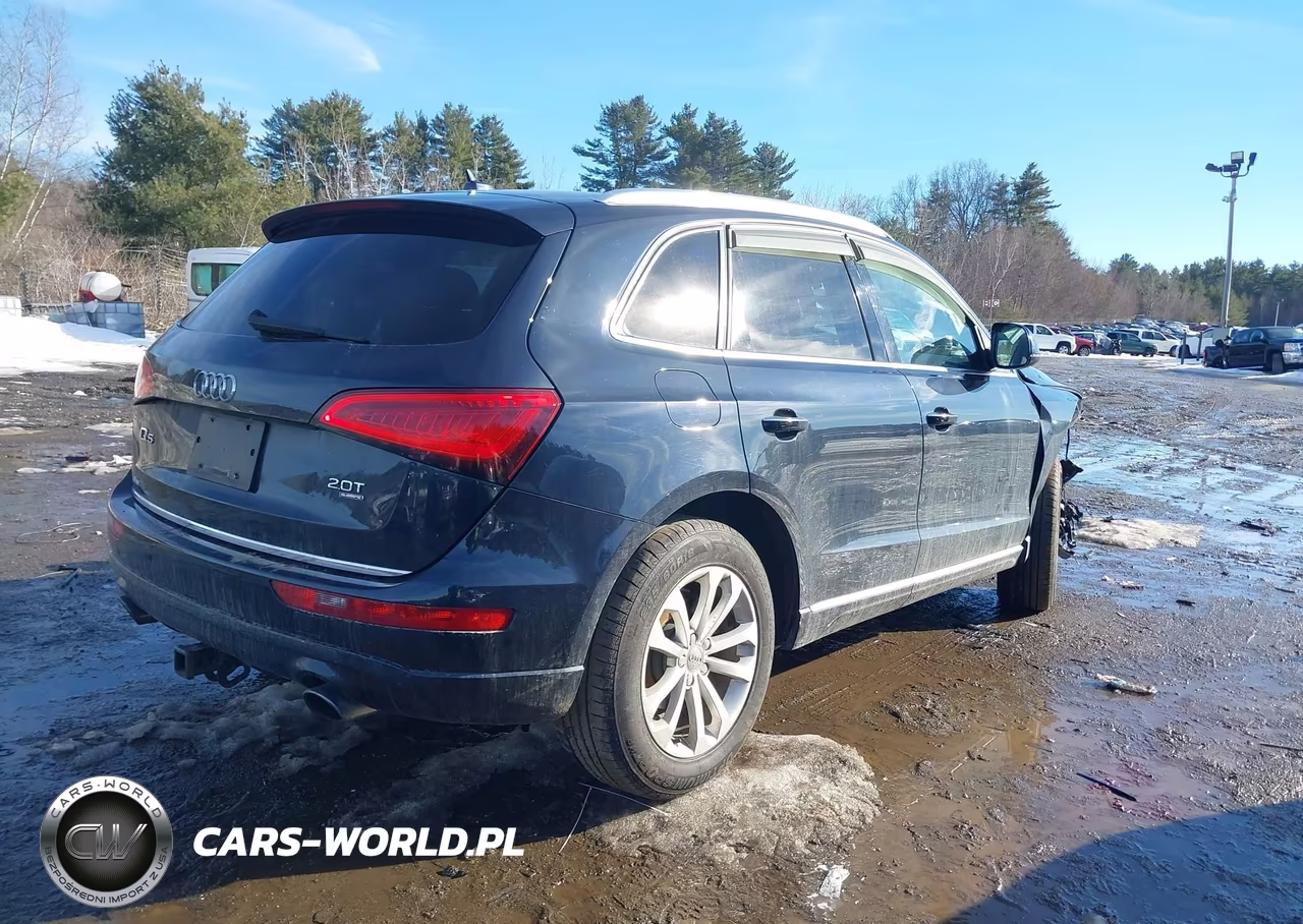 2015 Audi Q5 2.0T Premium VIN:WA1LFBFP3FA049220 - 4
