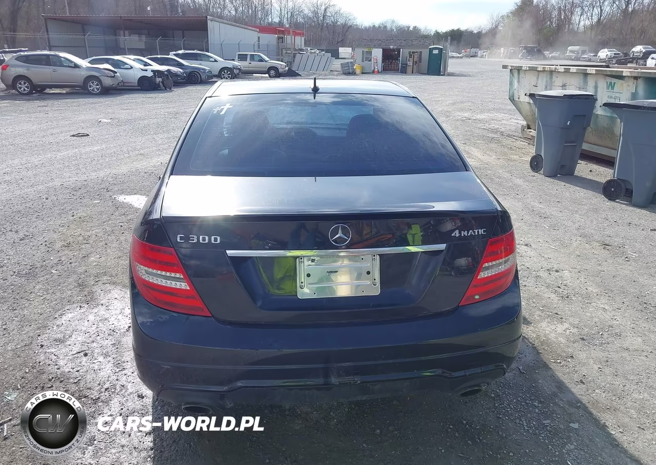 2012 Mercedes-Benz C 300 Sport 4Matic VIN:WDDGF8BB6CF881692 - 16