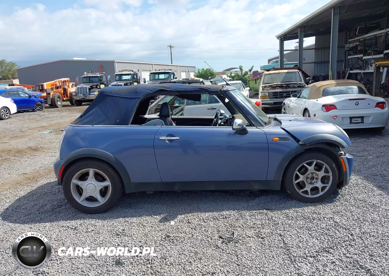 2005 Mini Cooper VIN:WMWRF335X5TG13456 - 12