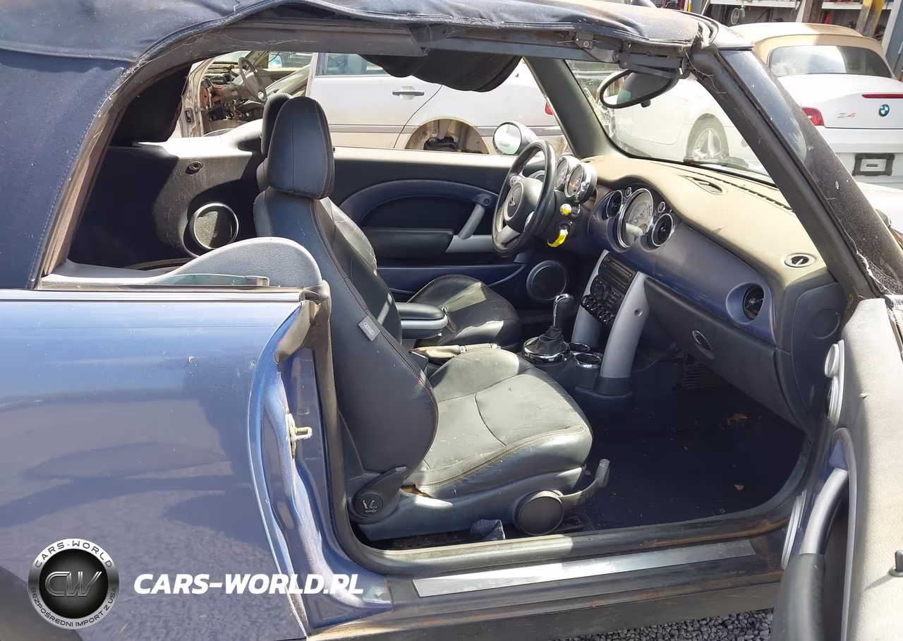 2005 Mini Cooper VIN:WMWRF335X5TG13456 - 5