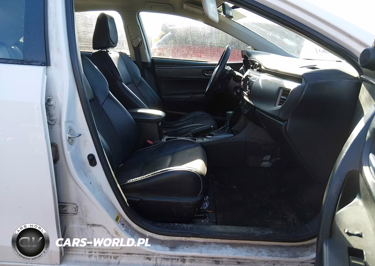 2015 Toyota Corolla S Plus VIN:5YFBURHE1FP204984 - 5