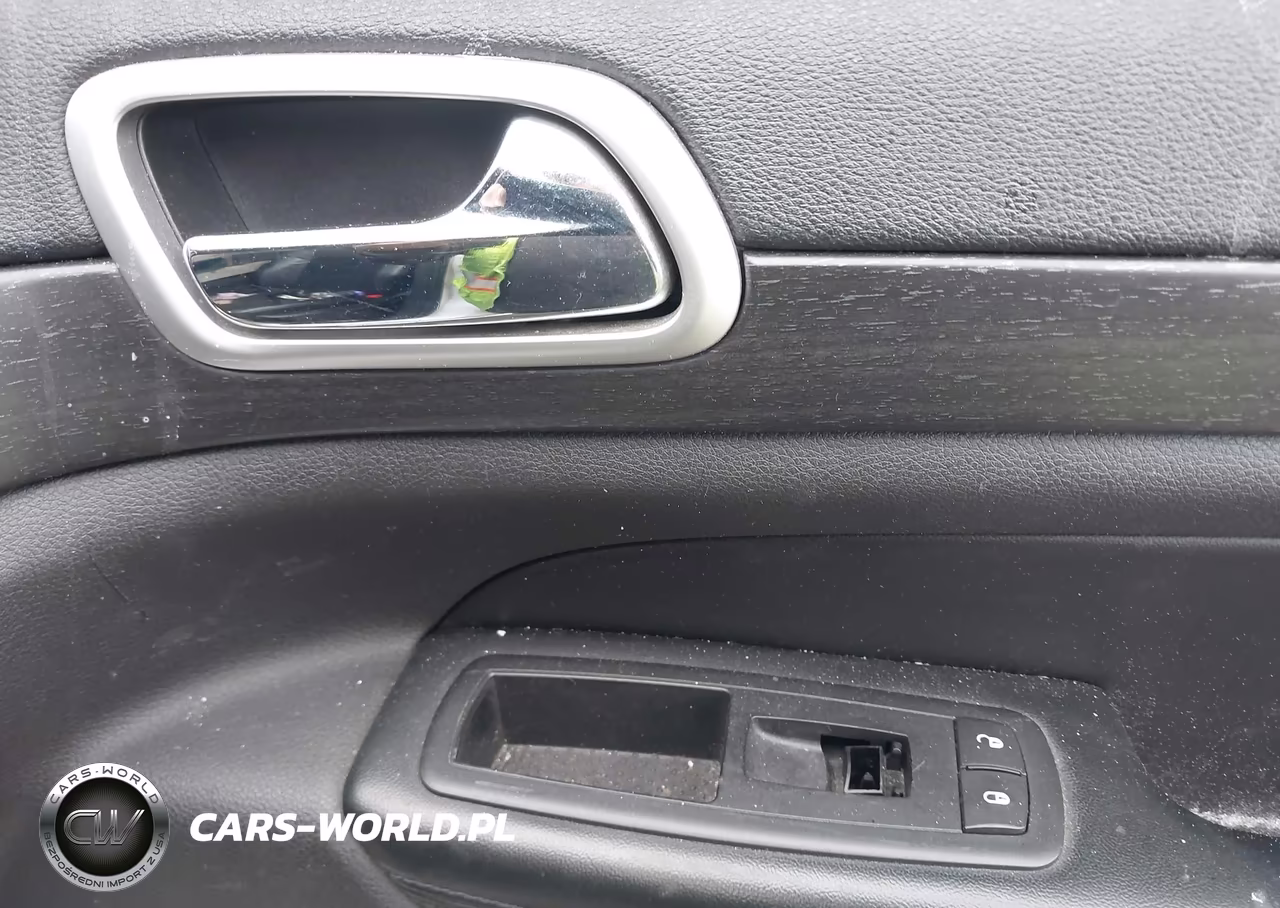 2015 Jeep Grand Cherokee Altitude VIN:1C4RJFAG5FC875956 - 5