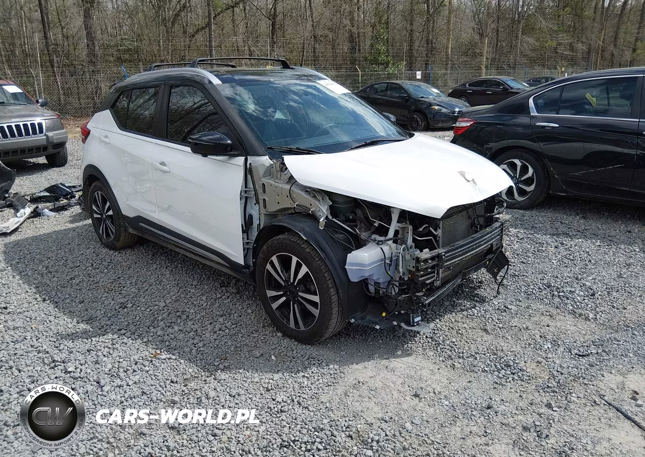 2019 Nissan Kicks Sr – zdjęcie 1 z 17