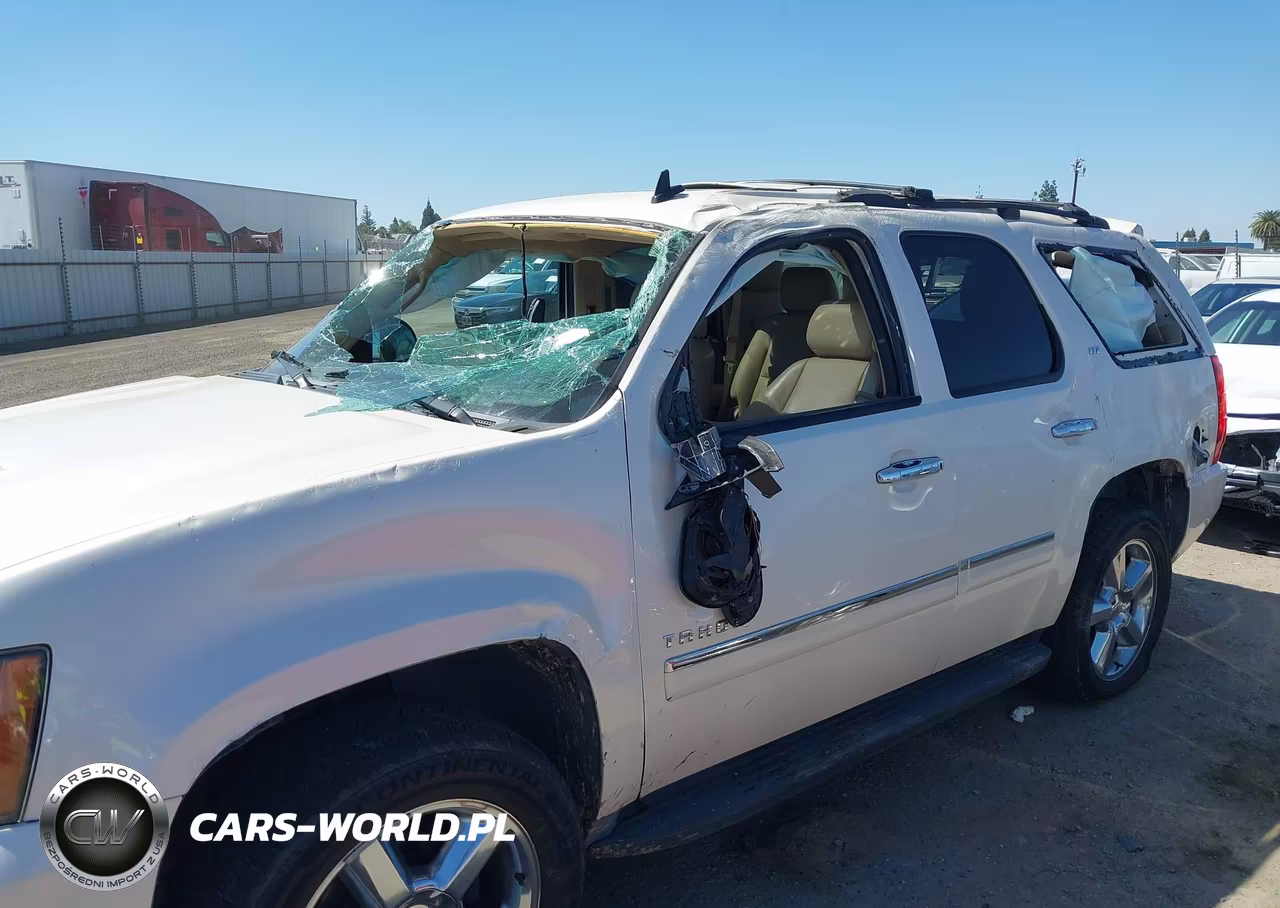 2013 Chevrolet Tahoe Ltz VIN:1GNSCCE0XDR365627 - 15
