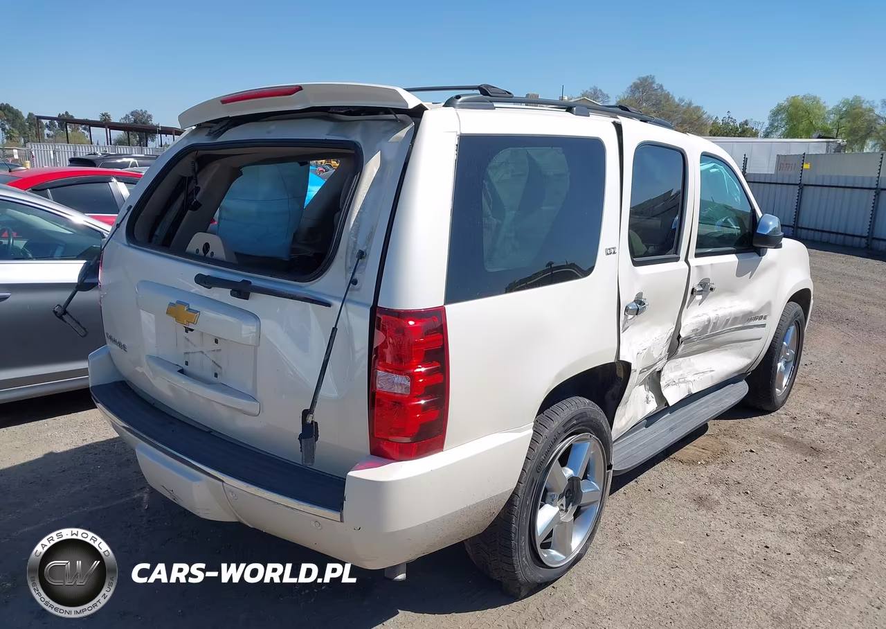 2013 Chevrolet Tahoe Ltz VIN:1GNSCCE0XDR365627 - 4