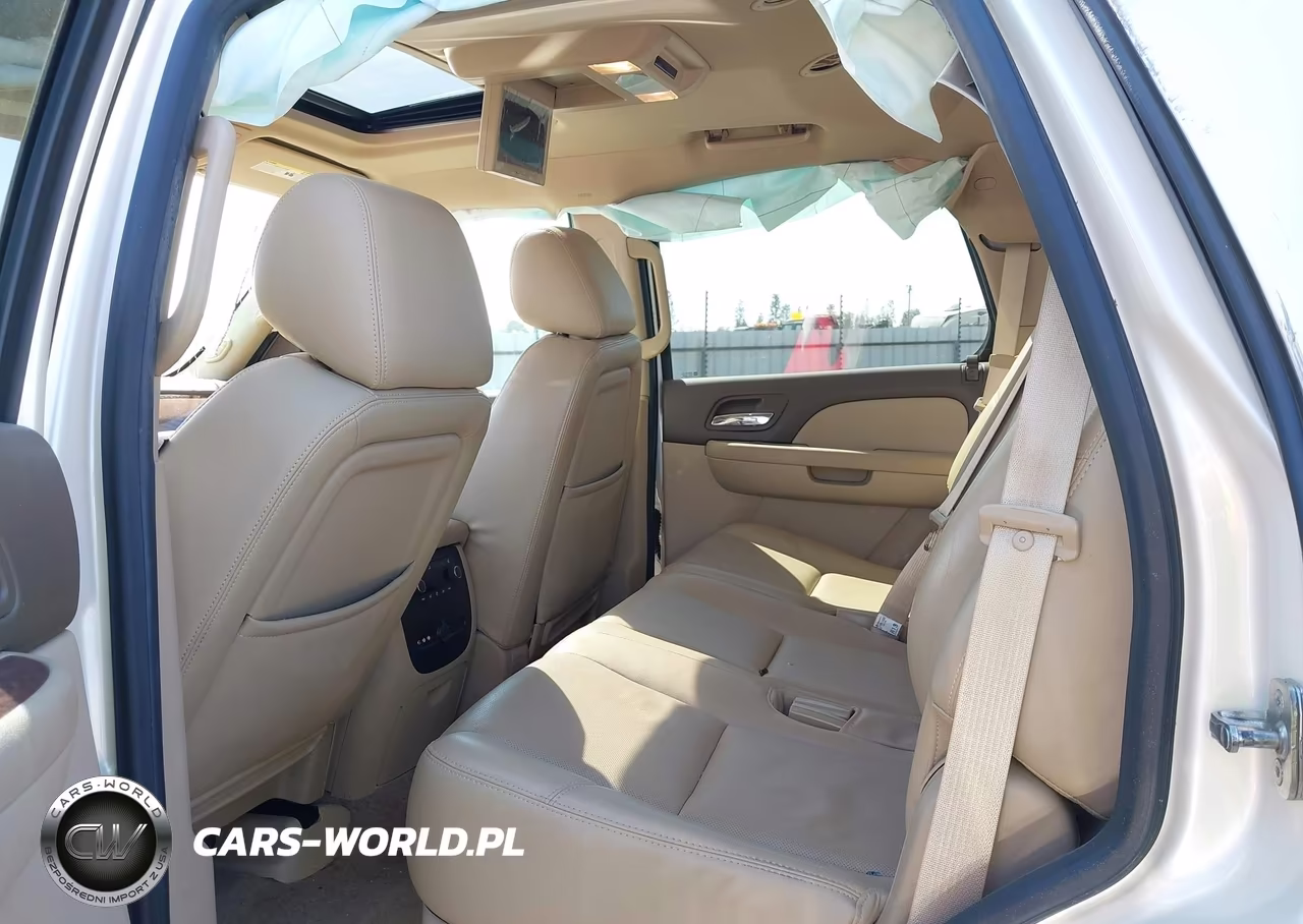 2013 Chevrolet Tahoe Ltz VIN:1GNSCCE0XDR365627 - 8