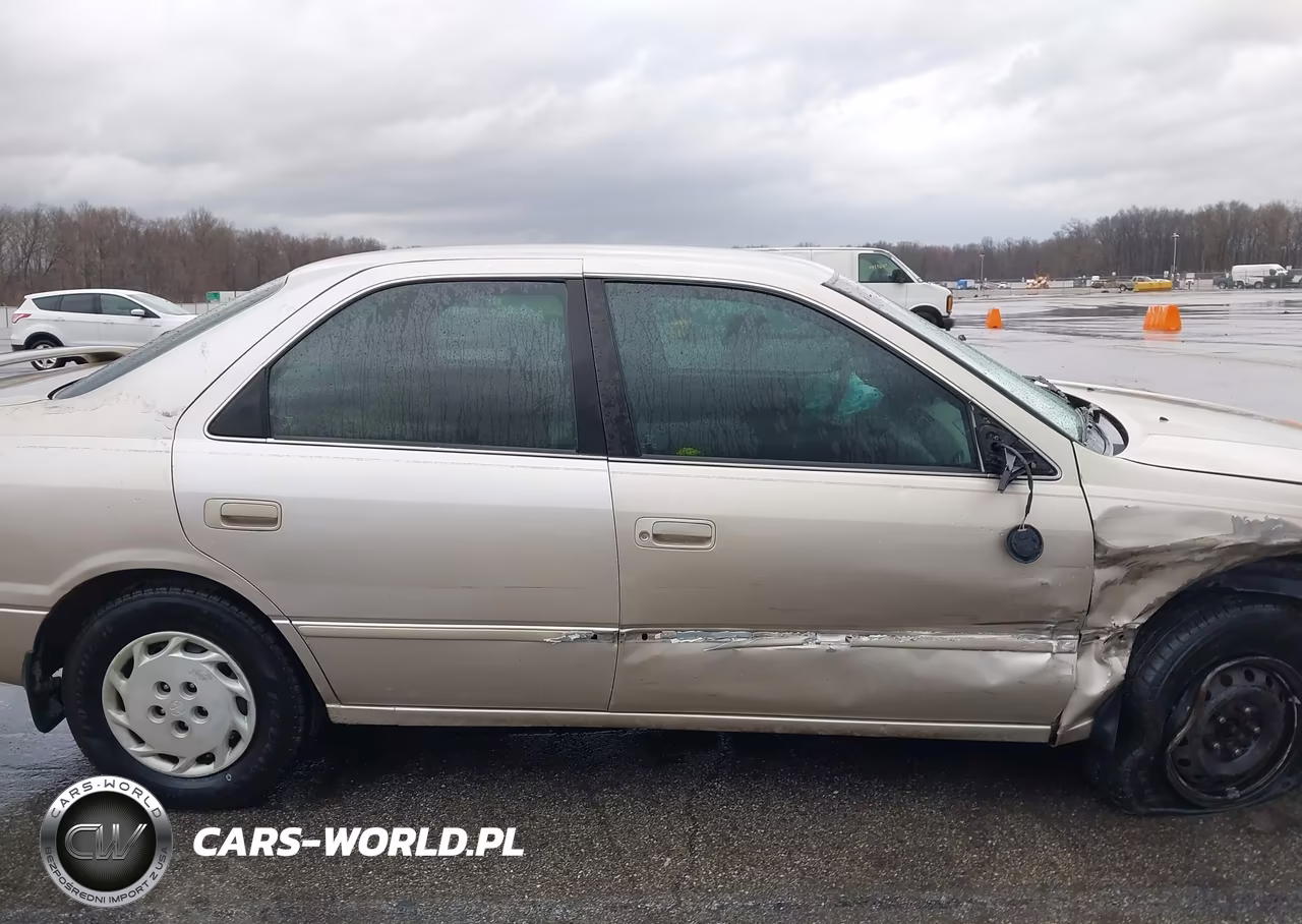 1999 Toyota Camry Le VIN:4T1BG22K0XU904864 - 13