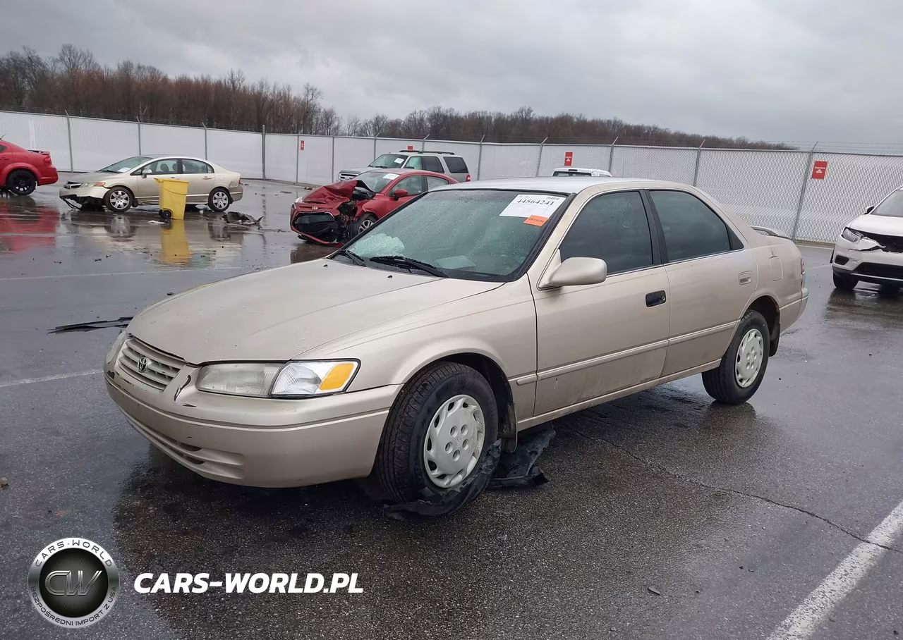 1999 Toyota Camry Le VIN:4T1BG22K0XU904864 - 2