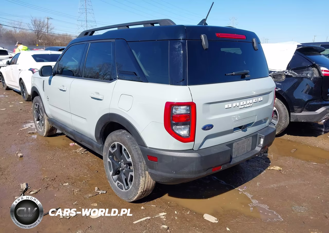 2023 Ford Bronco Sport Outer Banks VIN:3FMCR9C62PRE16516 - 3